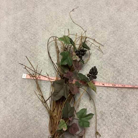 Grapevine Artificial Ivy Garland Wall or Table Decor - Picture 8 of 10